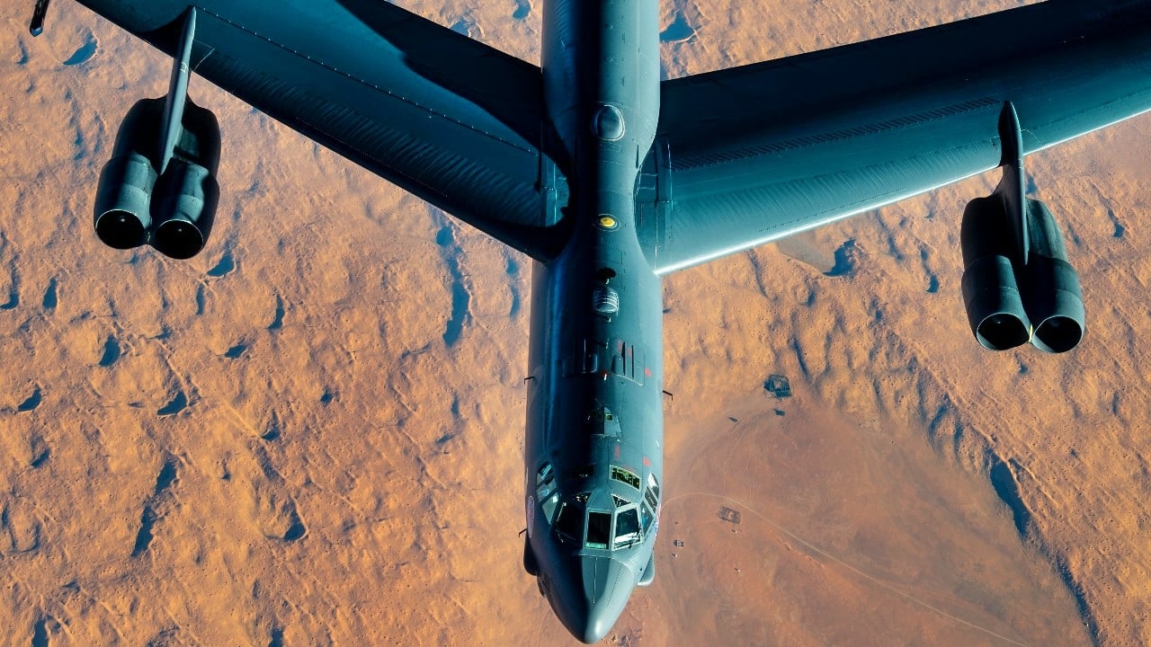 The B-52J Has Just 1 Problem: It Won't Fly Anywhere Until 2033 | The ...